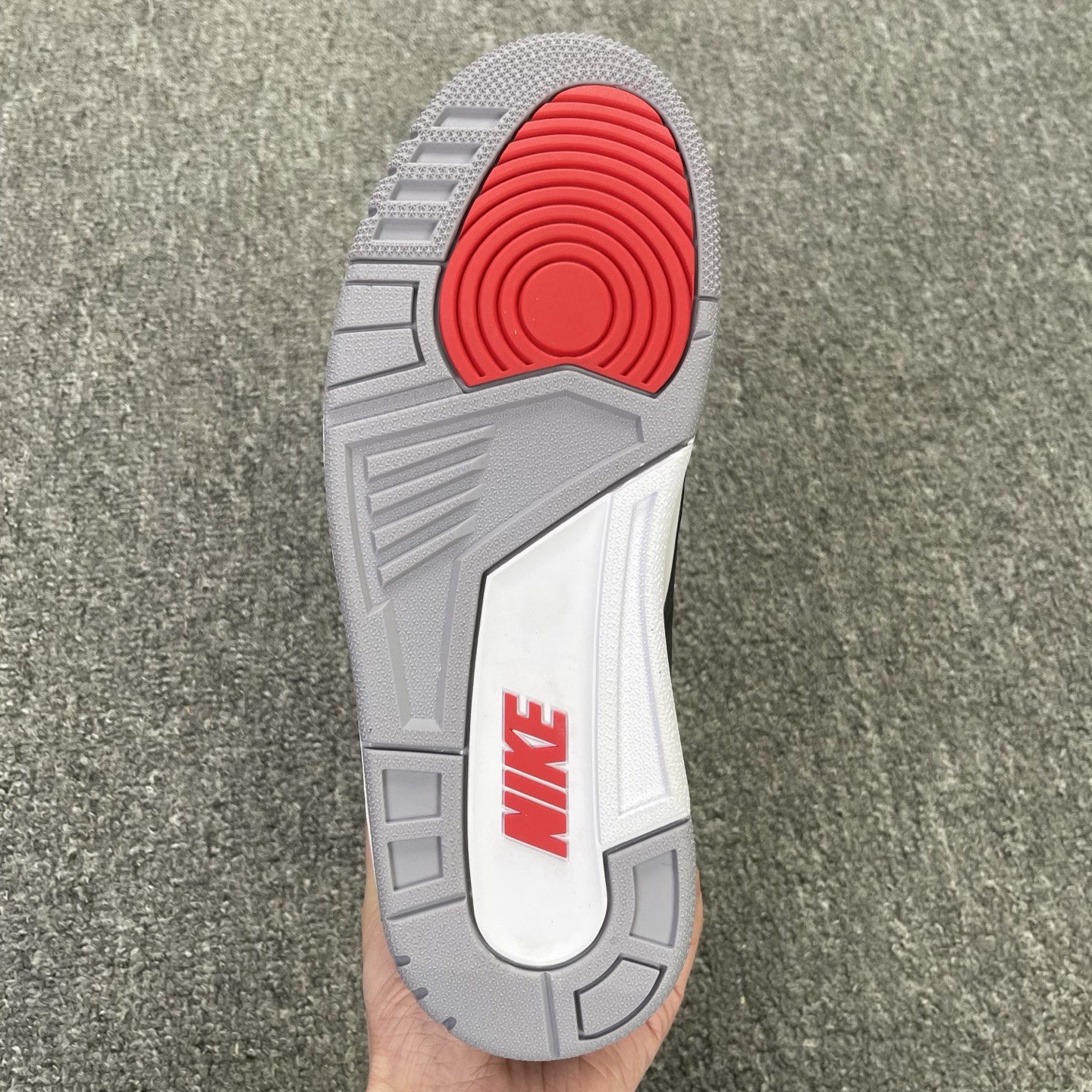   外贸渠道🔻大厂顶级品质福利 Air Jordan 3 复古水泥 实拍  市场一线的品质 原皮 原鞋 