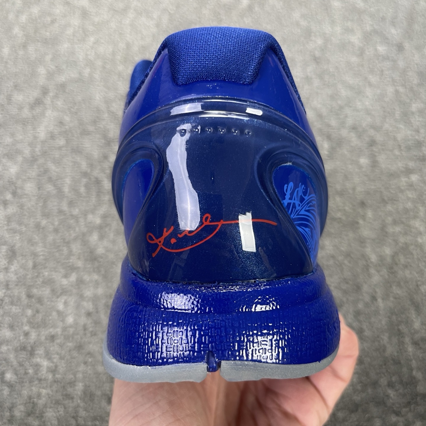  大幅降价🔥福利 外贸版本 科比6s 洛杉矶全明星  都是原碳板 原版 原模开发 肯定是非常超值的福利 