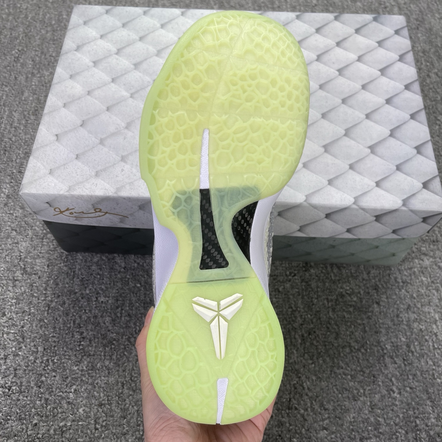  大幅降价🔥福利 外贸版本 科比6s PJ塔克 都是原碳板 原版 原模开发 肯定是非常超值的福利 喜欢运