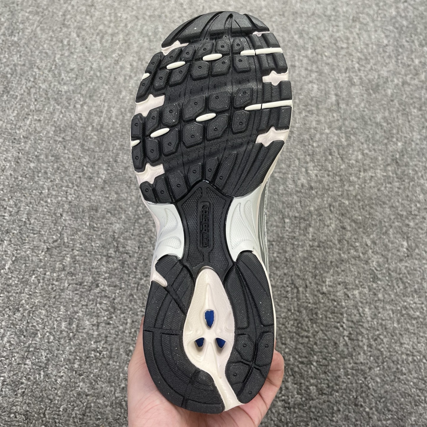 版 全新生产线 New Balance NB530 新百伦 MR530KA 复古透气跑步鞋 抛弃过往以皮
