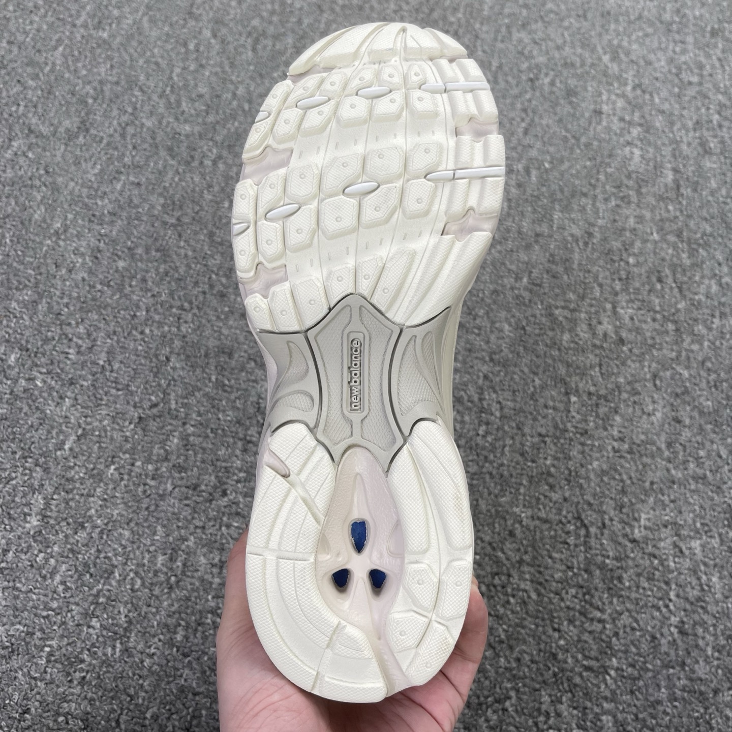 版 全新生产线 New Balance NB530 新百伦 MR530AA1 复古透气跑步鞋 抛弃过往以