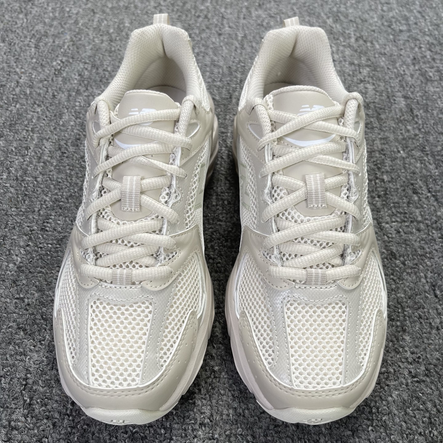 版 全新生产线 New Balance NB530 新百伦 MR530AA1 复古透气跑步鞋 抛弃过往以