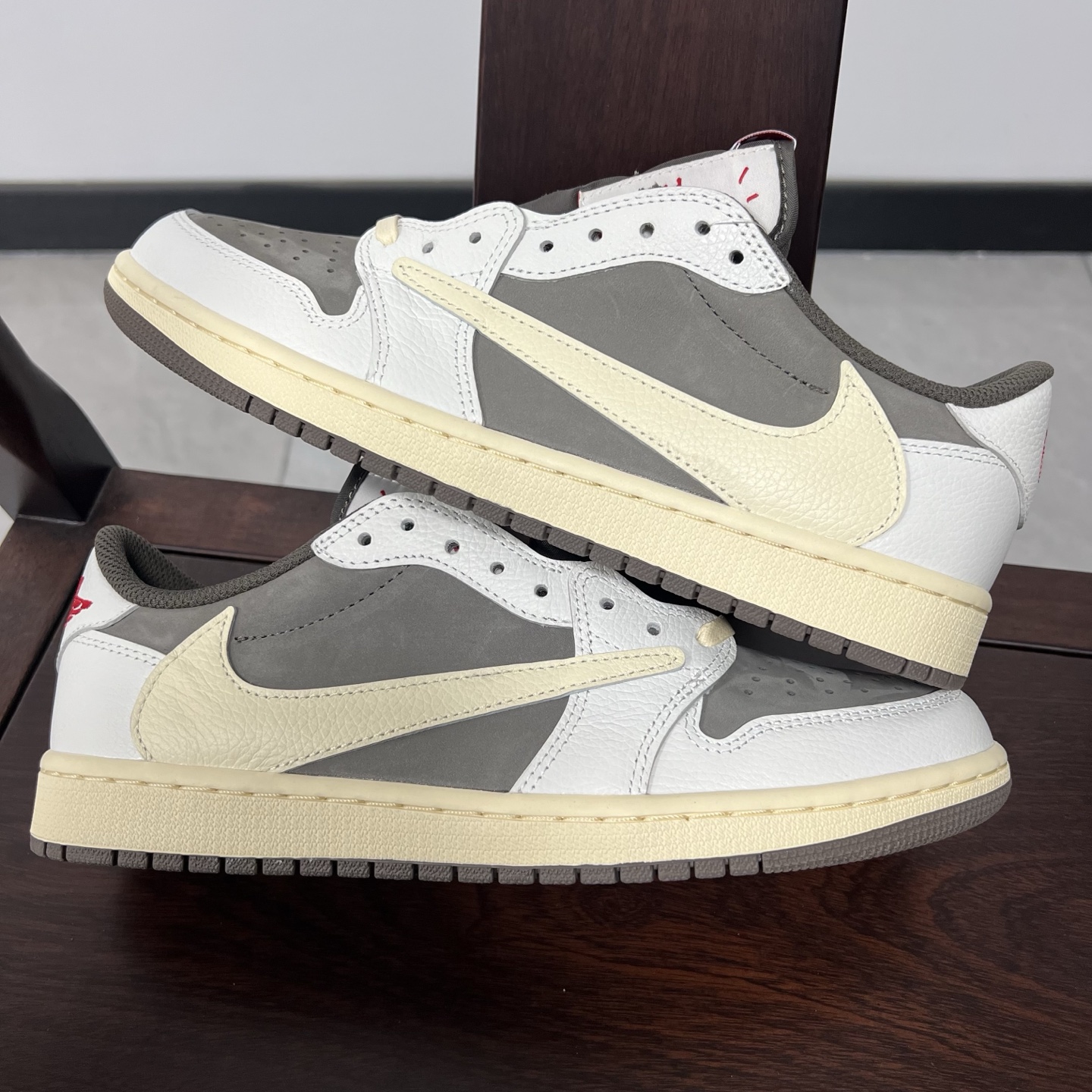 
老清远版本🔻强势归来 Travis Scott x Air Jordan 1 Low 倒钩低帮3.0 