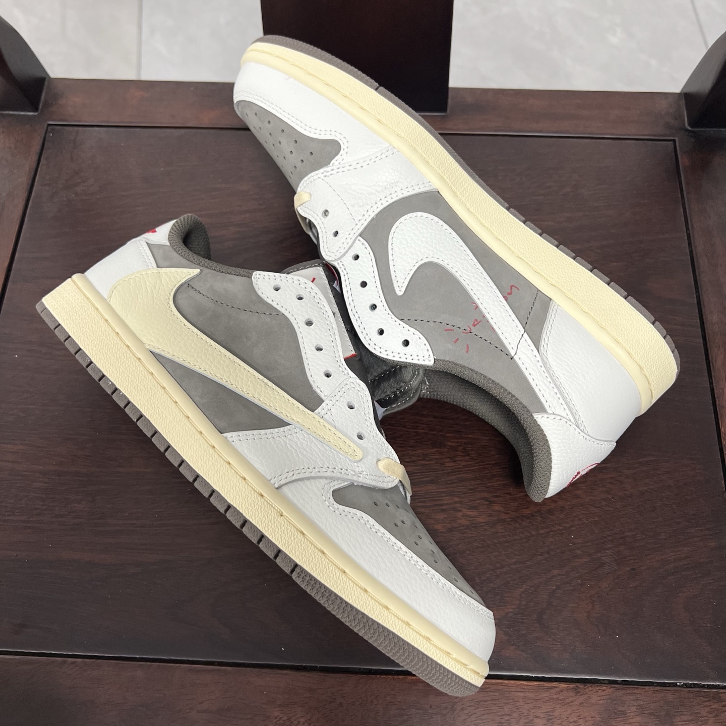 
老清远版本🔻强势归来 Travis Scott x Air Jordan 1 Low 倒钩低帮3.0 