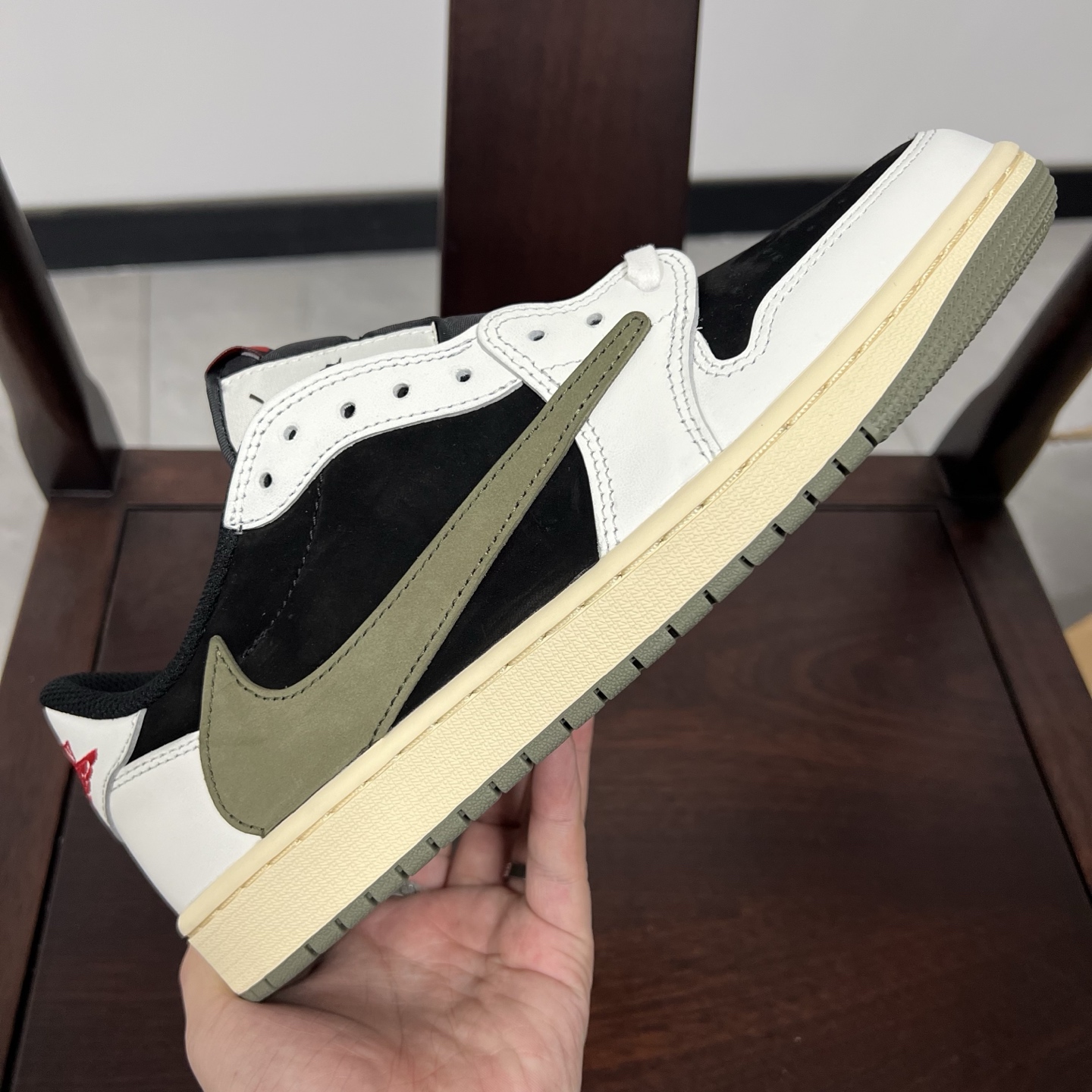 
老清远版本🔻强势归来 Travis Scott x Air Jordan 1 Low 倒钩低帮5.0 