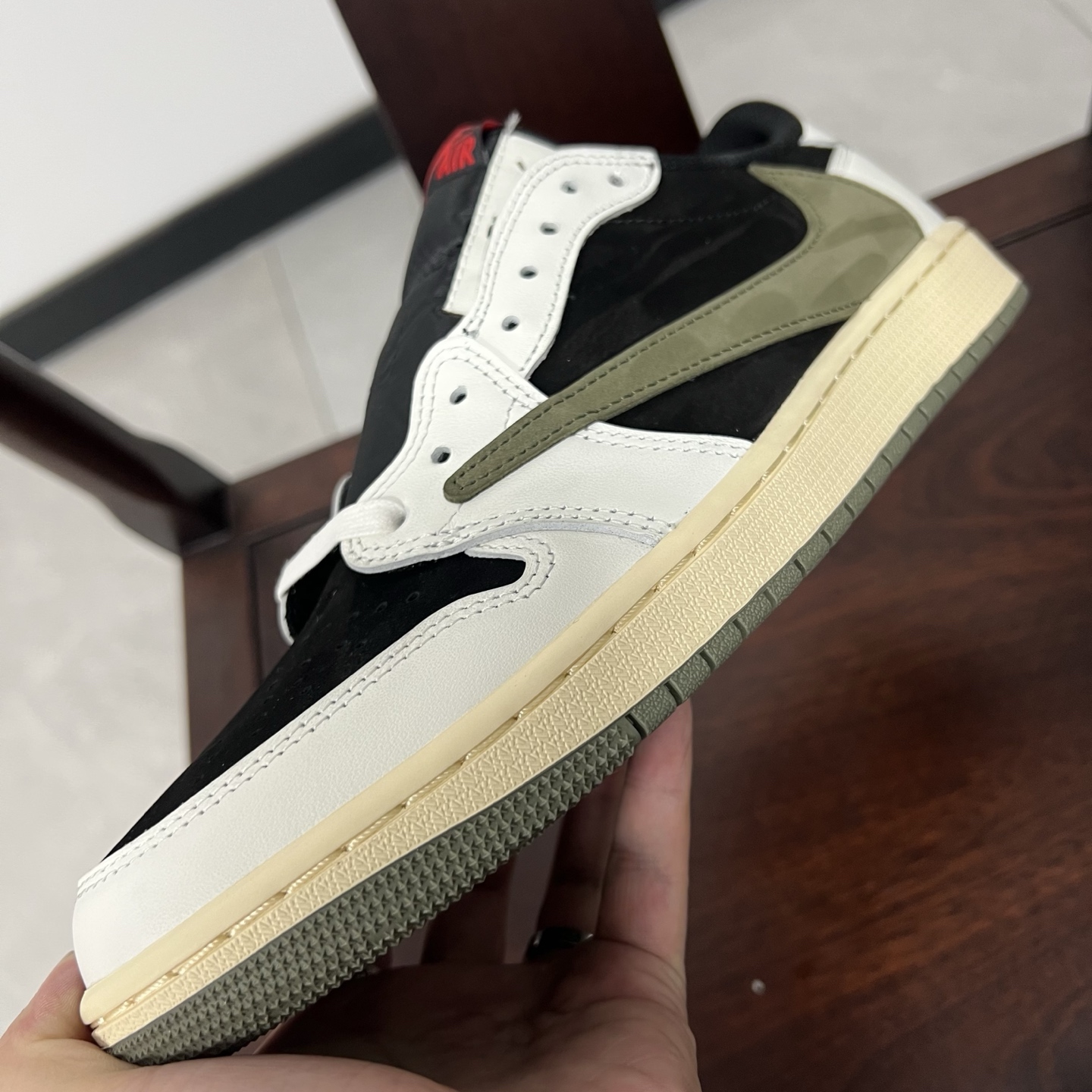 
老清远版本🔻强势归来 Travis Scott x Air Jordan 1 Low 倒钩低帮5.0 