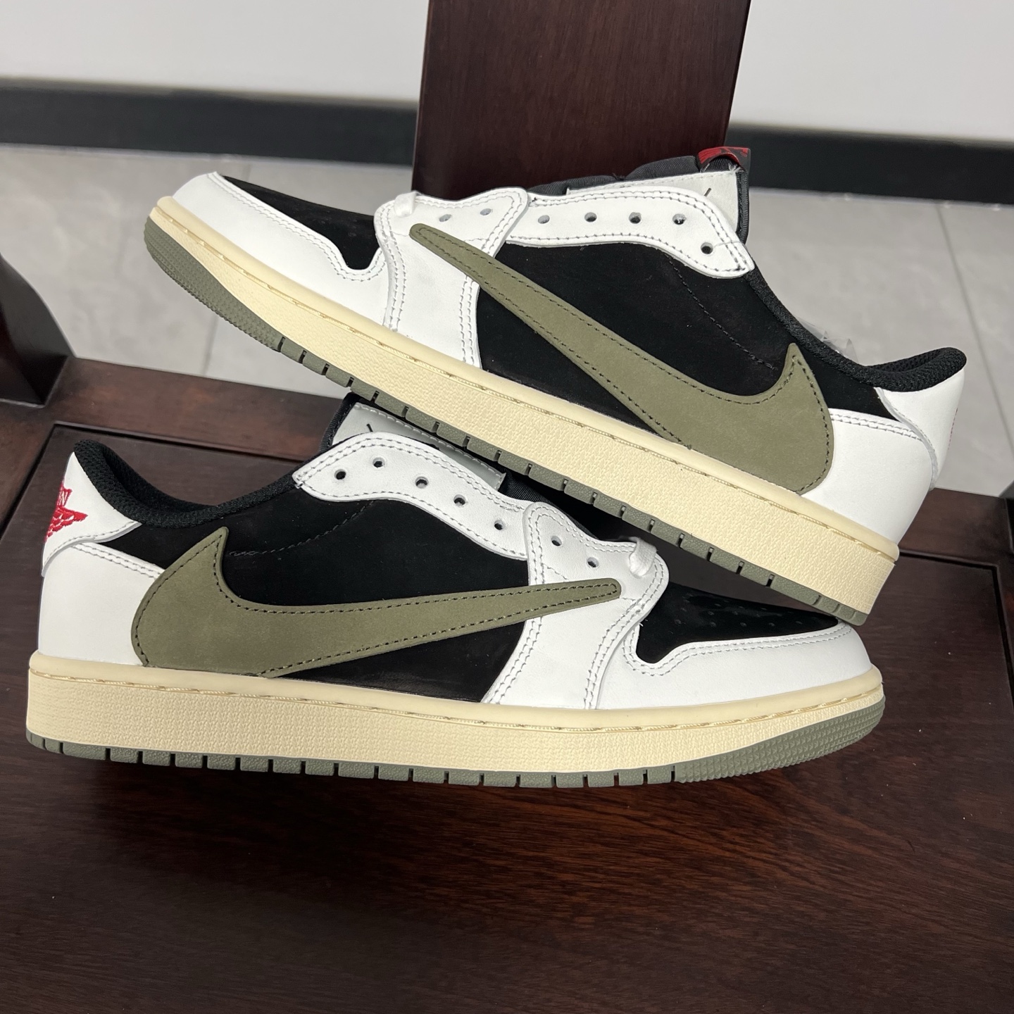 
老清远版本🔻强势归来 Travis Scott x Air Jordan 1 Low 倒钩低帮5.0 