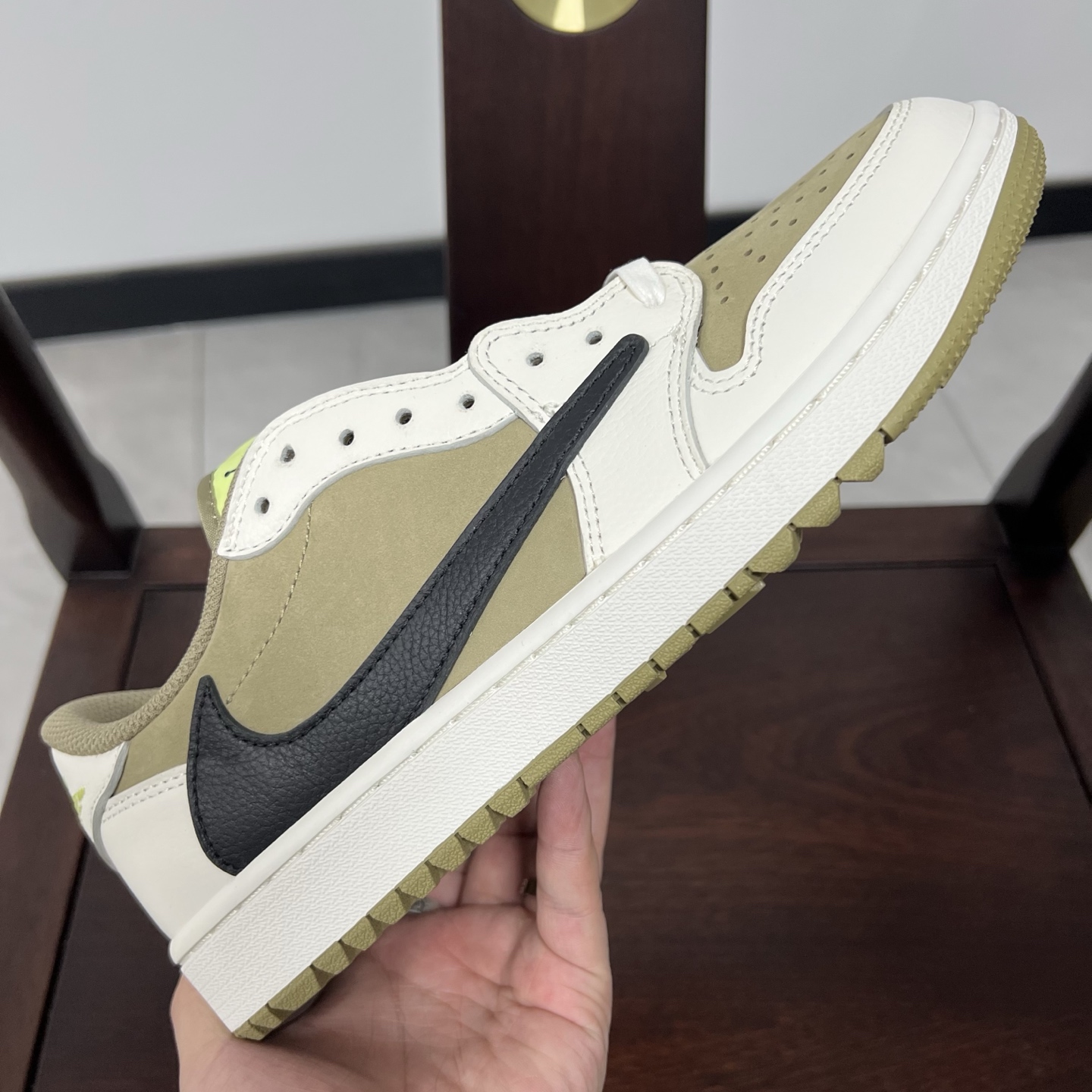 
老清远版本🔻强势归来 Travis Scott x Air Jordan 1 Low 倒钩低帮6.0 