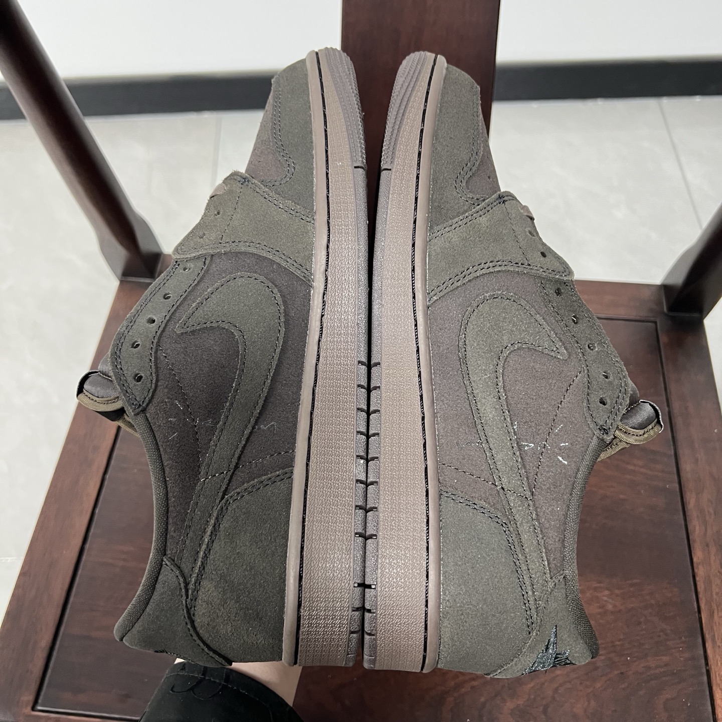 
老清远版本🔻强势归来 Travis Scott x Air Jordan 1 Low 倒钩低帮9.0 