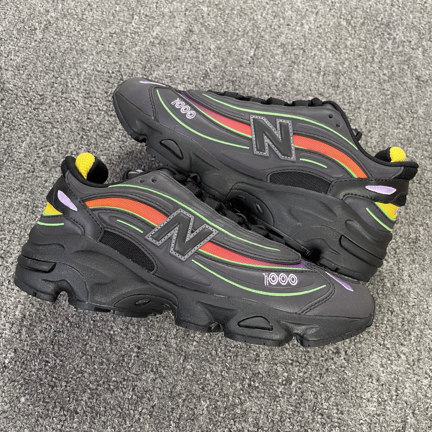 6.18大厂福利🔻#纯原品质 黑紫配色 货号：M1000TP尺码：36-45 编码：LJ1L