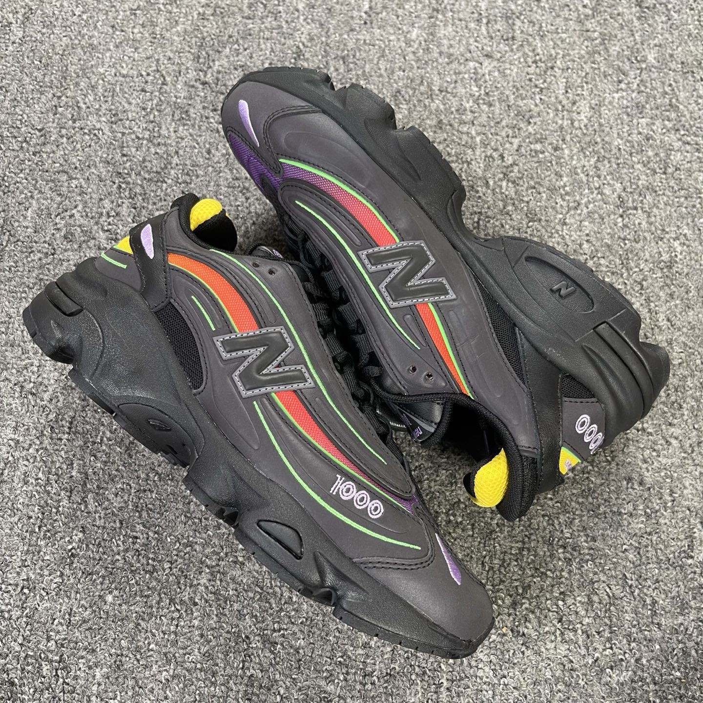 6.18大厂福利🔻#纯原品质 黑紫配色 货号：M1000TP尺码：36-45 编码：LJ1L