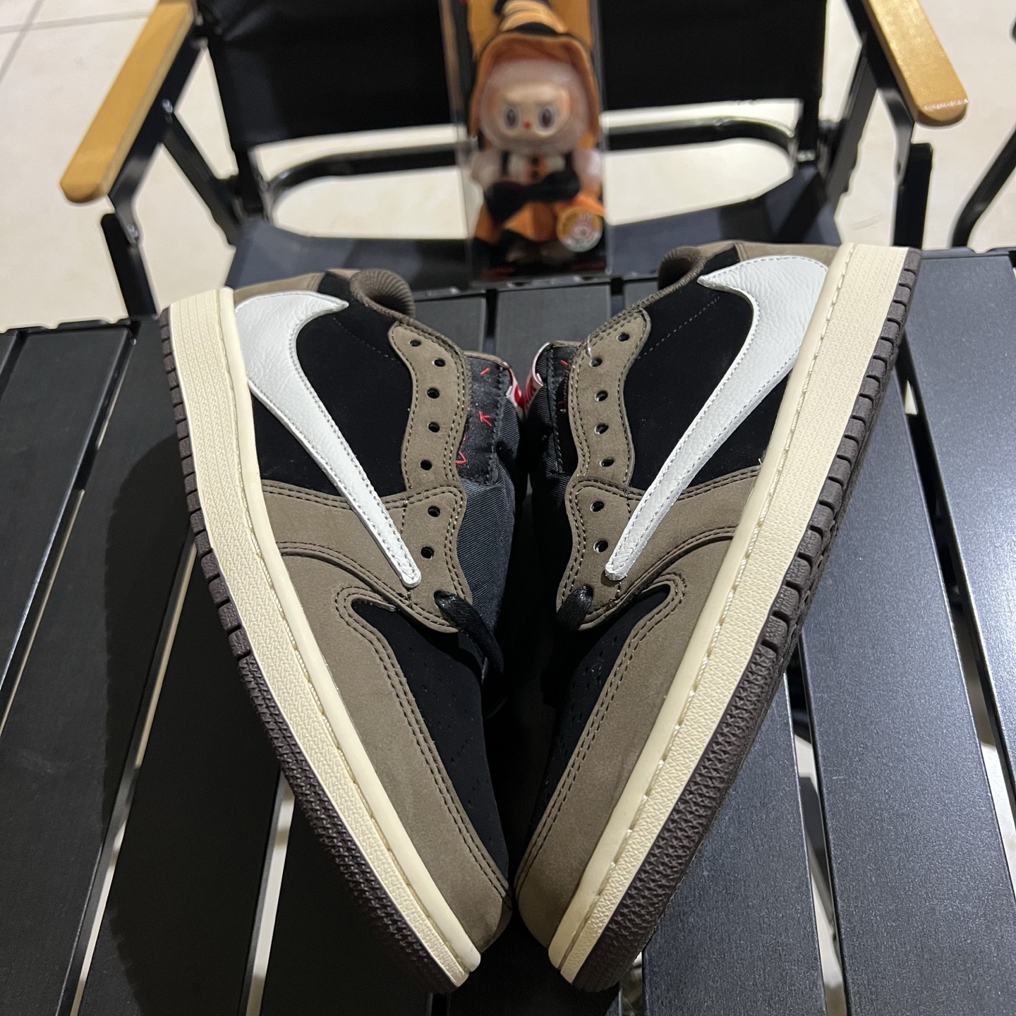 
劲爆福利 帮友清直接底价梭哈 鬼佬订单 
Travis Scott x Jordan 1 low AJ