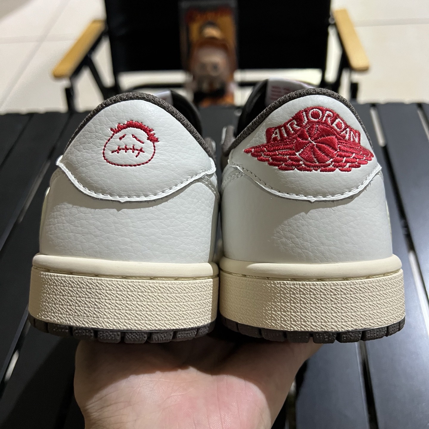  劲爆福利 帮友清直接底价梭哈 鬼佬订单
Travis Scott x Air Jordan 1 Rev