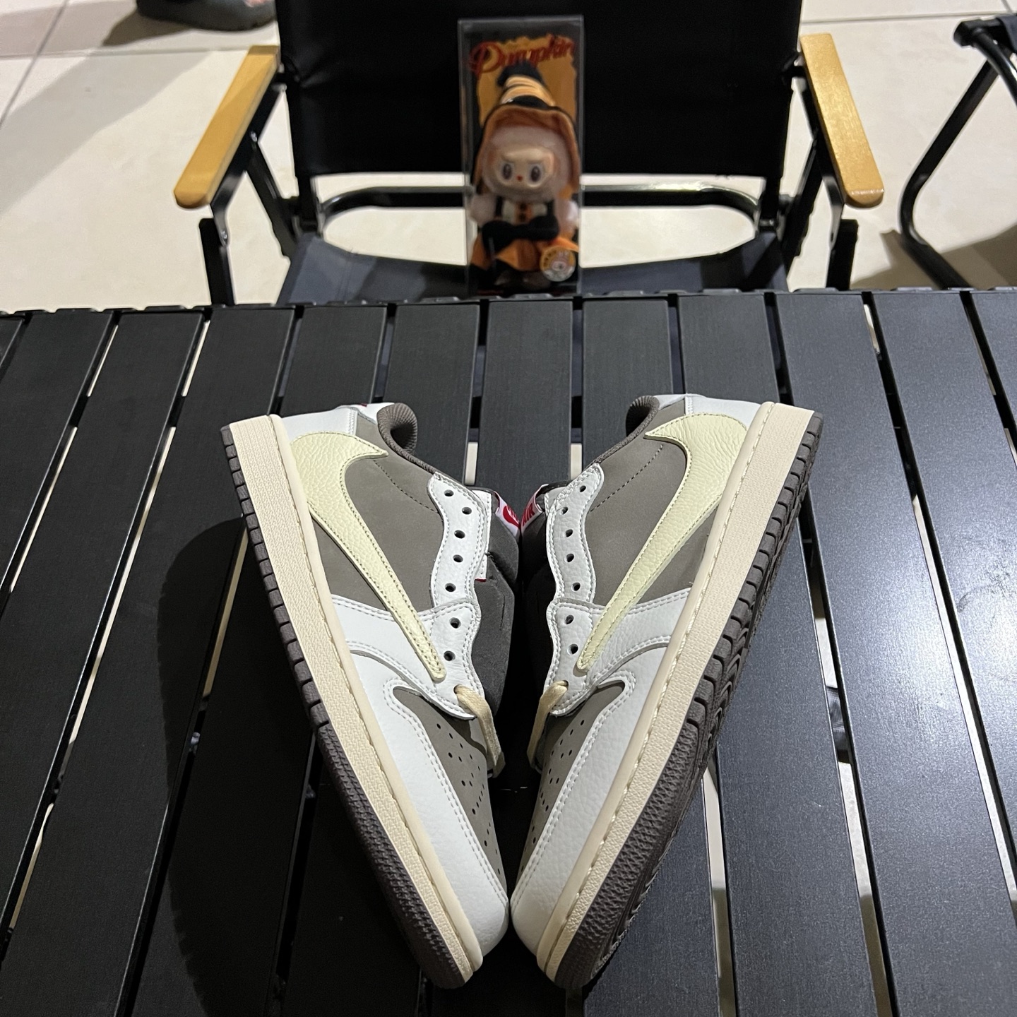 劲爆福利 帮友清直接底价梭哈 鬼佬订单
Travis Scott x Air Jordan 1 Rev