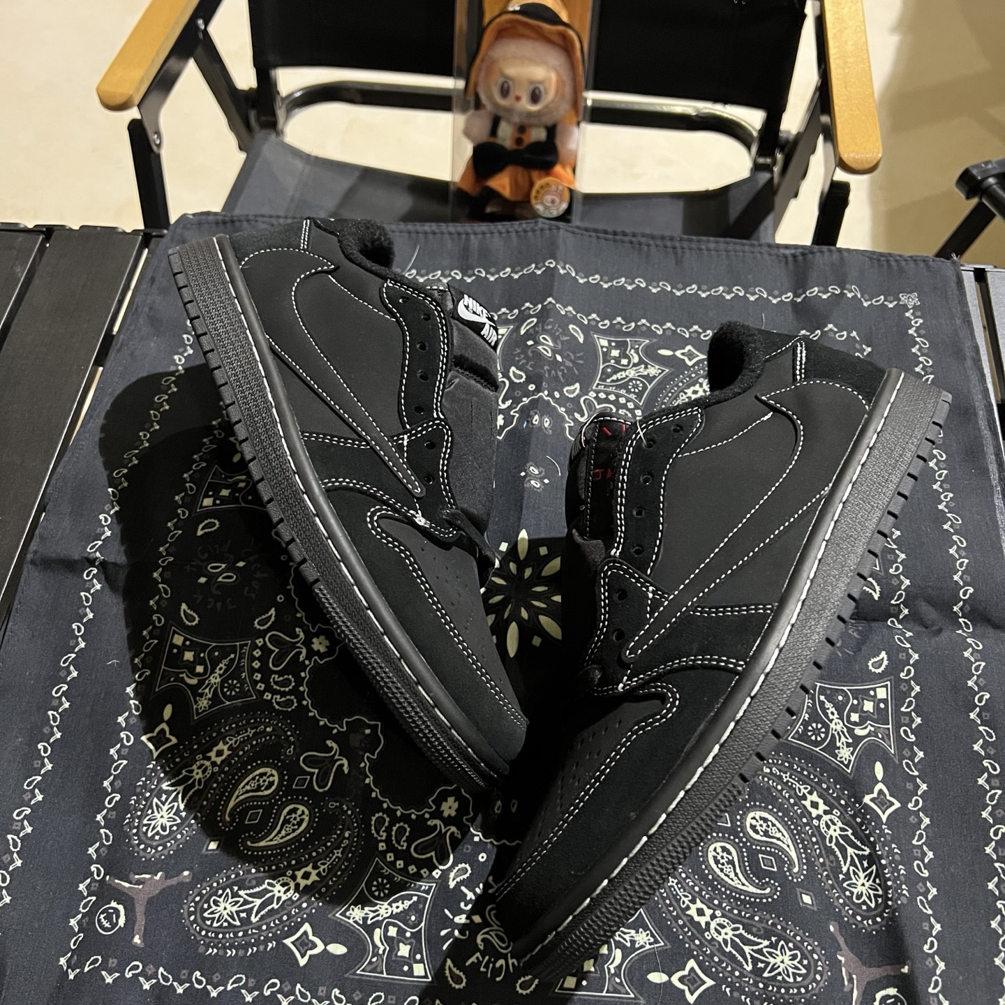  劲爆福利  帮友清直接底价梭哈 鬼佬订单 
Travis Scott x Air Jordan 1 L