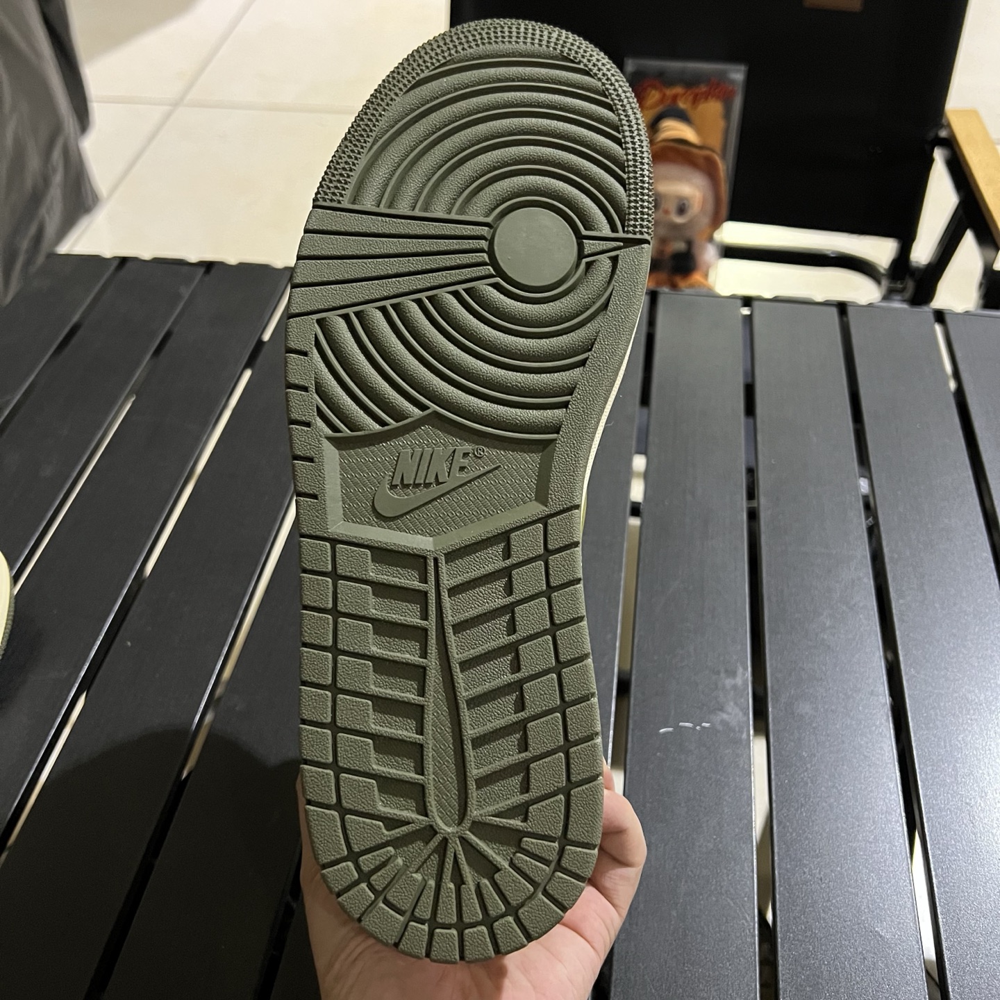 
劲爆福利 帮友清直接底价梭哈 鬼佬订单 
Travis Scott x Air Jordan 1 Lo