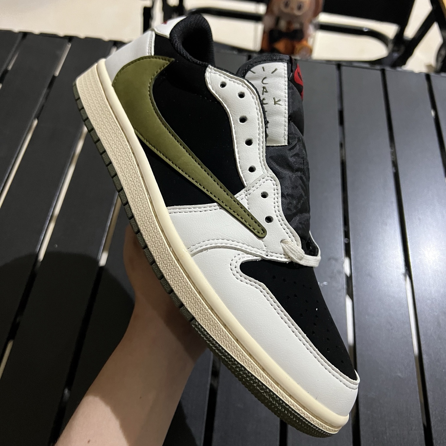 
劲爆福利 帮友清直接底价梭哈 鬼佬订单 
Travis Scott x Air Jordan 1 Lo