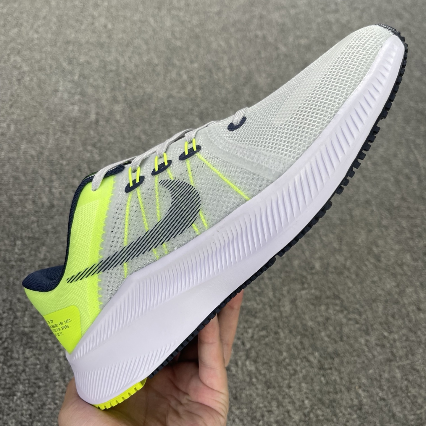 
暑期出行福利🔻Nike Quest 4/5 休闲城市通勤跑步鞋 四色 工厂转型 每个配色万双库存 总计