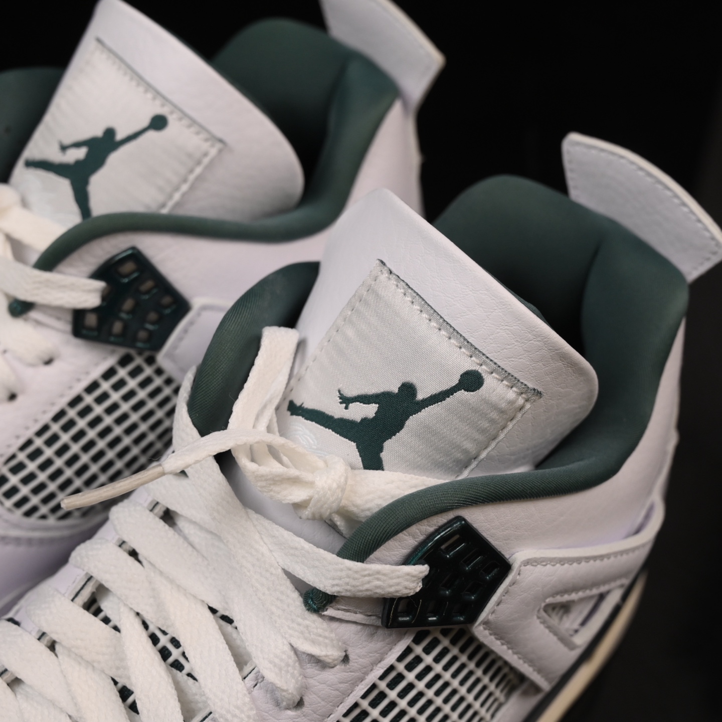 Y3 顶级福利🔻特价 Air Jordan 4 金属绿配色实拍图🔻工厂回馈客户 一些不补配色全部清仓甩卖