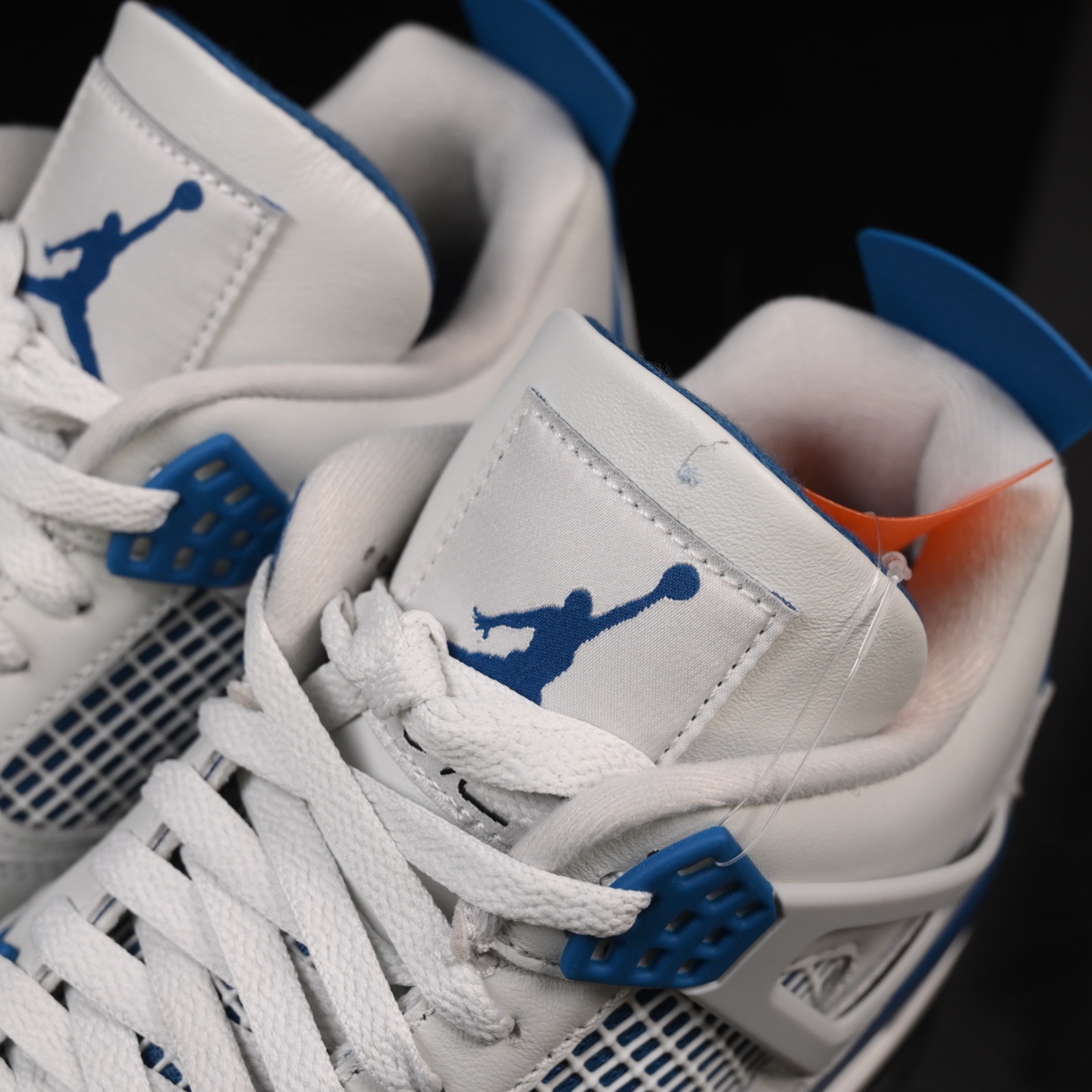 Y3 顶级福利🔻特价 Air Jordan 4 新白蓝配色实拍图🔻工厂回馈客户 一些不补配色全部清仓甩卖