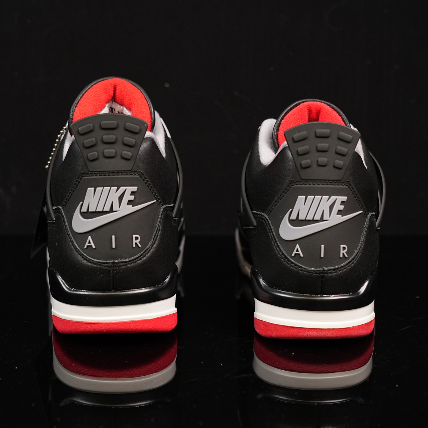 Y3 顶级福利🔻特价 Air Jordan 4 黑红皮面配色实拍图🔻工厂回馈客户 一些不补配色全部清仓甩