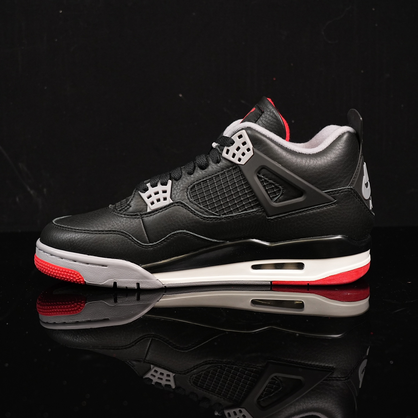 Y3 顶级福利🔻特价 Air Jordan 4 黑红皮面配色实拍图🔻工厂回馈客户 一些不补配色全部清仓甩