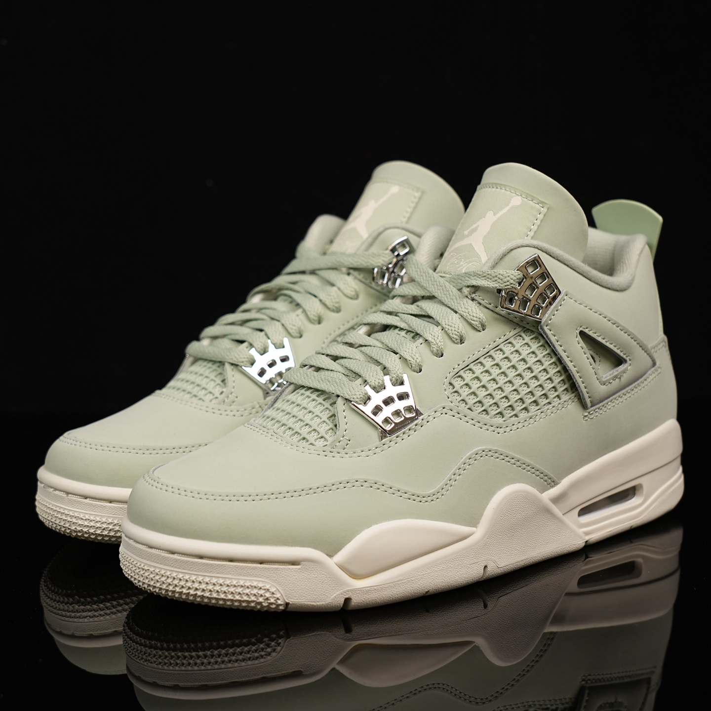 Y3 顶级福利🔻特价 Air Jordan 4 海沫绿配色实拍图🔻工厂回馈客户 一些不补配色全部清仓甩卖