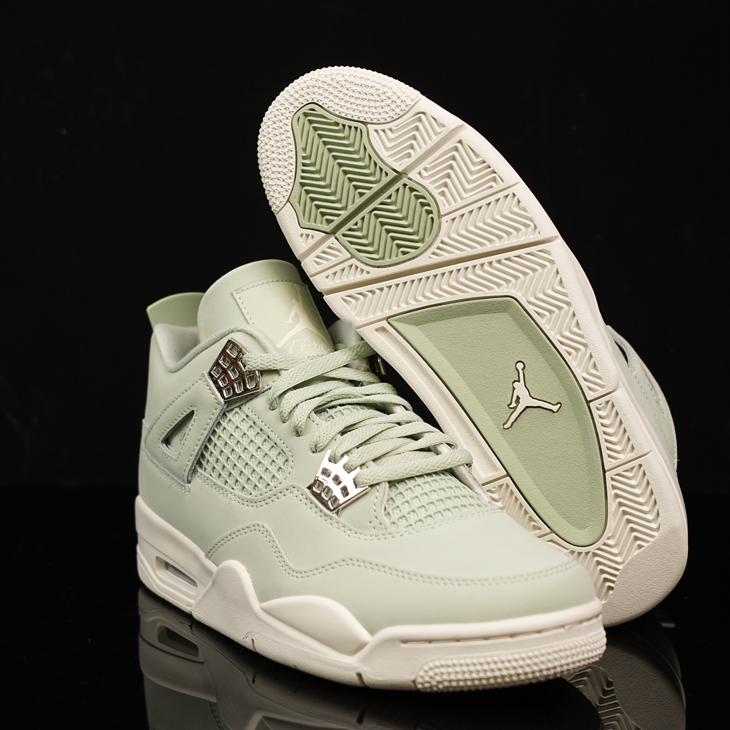 Y3 顶级福利🔻特价 Air Jordan 4 海沫绿配色实拍图🔻工厂回馈客户 一些不补配色全部清仓甩卖