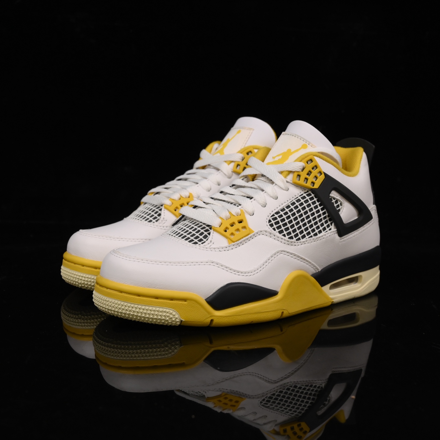 Y3 顶级福利🔻特价 Air Jordan 4 黑黄配色实拍图🔻工厂回馈客户 一些不补配色全部清仓甩卖 