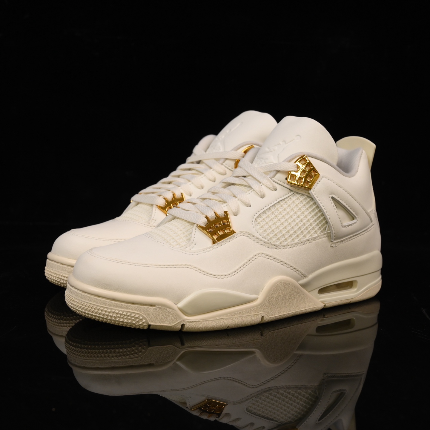 Y3 顶级福利🔻特价 Air Jordan 4 金扣配色实拍图🔻工厂回馈客户 一些不补配色全部清仓甩卖 