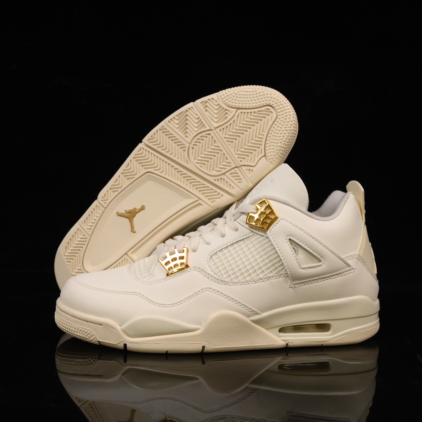 Y3 顶级福利🔻特价 Air Jordan 4 金扣配色实拍图🔻工厂回馈客户 一些不补配色全部清仓甩卖 