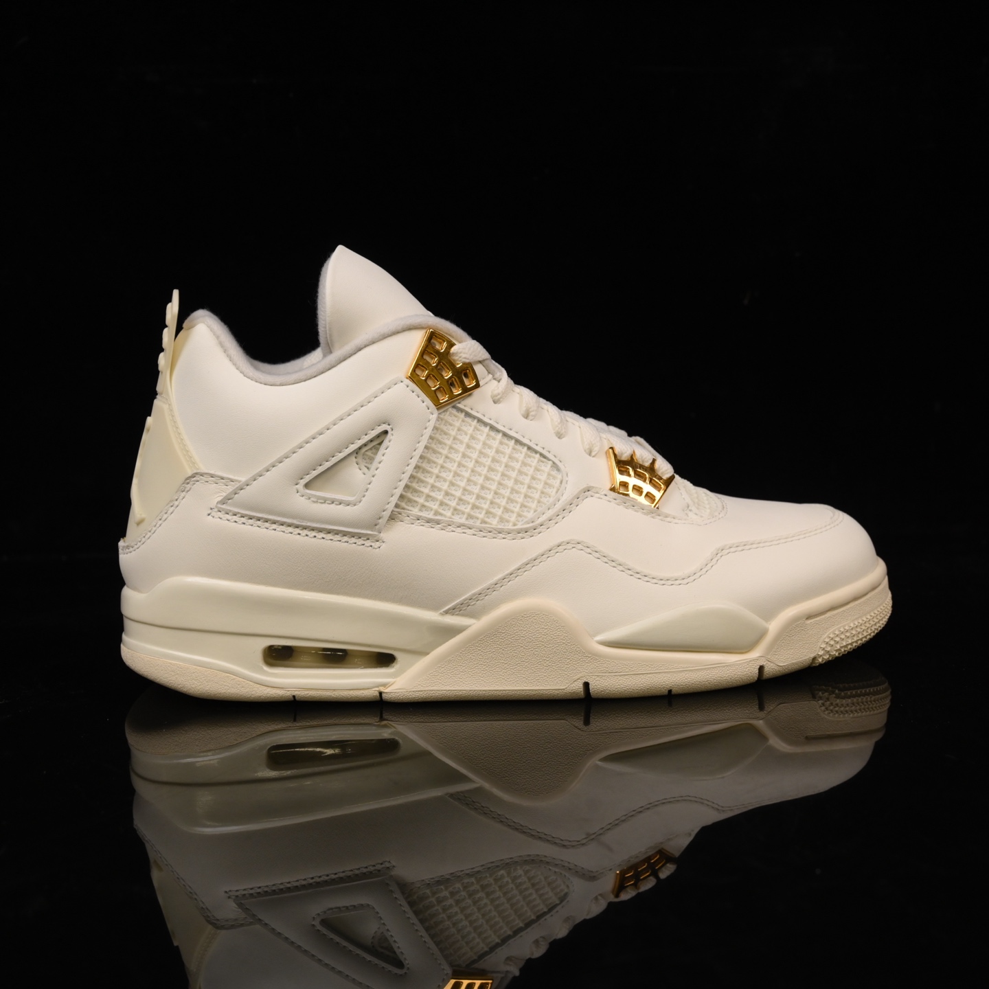 Y3 顶级福利🔻特价 Air Jordan 4 金扣配色实拍图🔻工厂回馈客户 一些不补配色全部清仓甩卖 