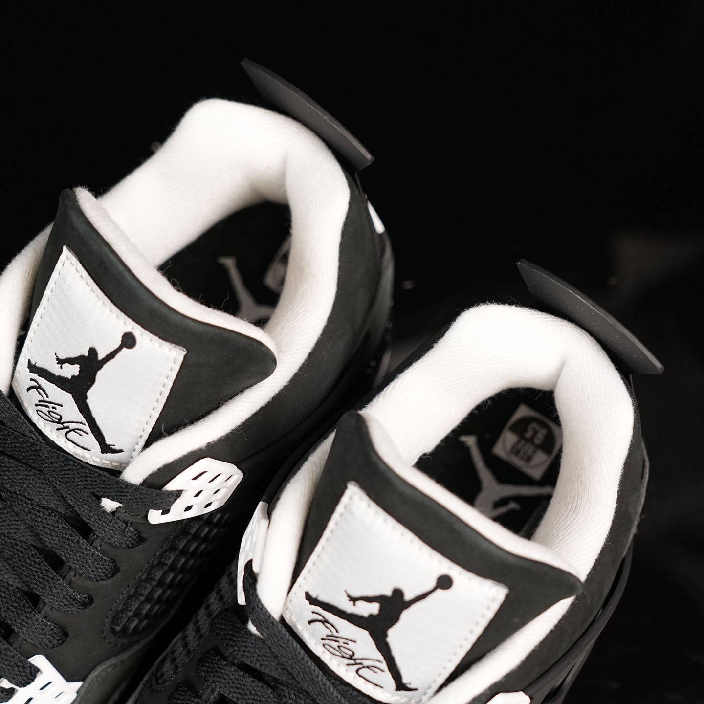 Y3 顶级福利🔻特价 Air Jordan 4 恐惧2.0配色实拍图🔻工厂回馈客户 一些不补配色全部清仓