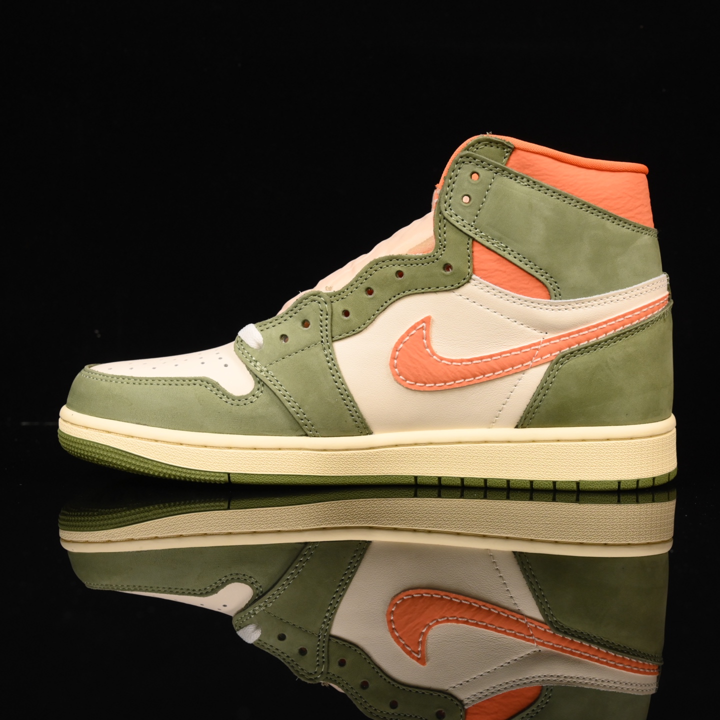 📢版本福利🔻特价 再一次大降价 最后倔强 Air Jordan 1 白橙绿🔻实拍图 很多市场仅有的款式卖
