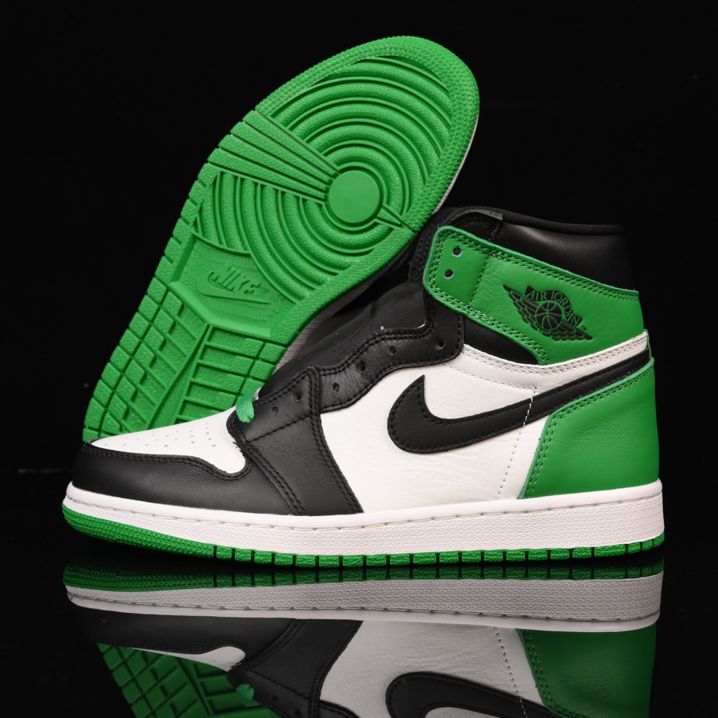 📢版本福利🔻特价 再一次大降价 最后倔强 Air Jordan 1 白黑绿🔻实拍图 很多市场仅有的款式卖