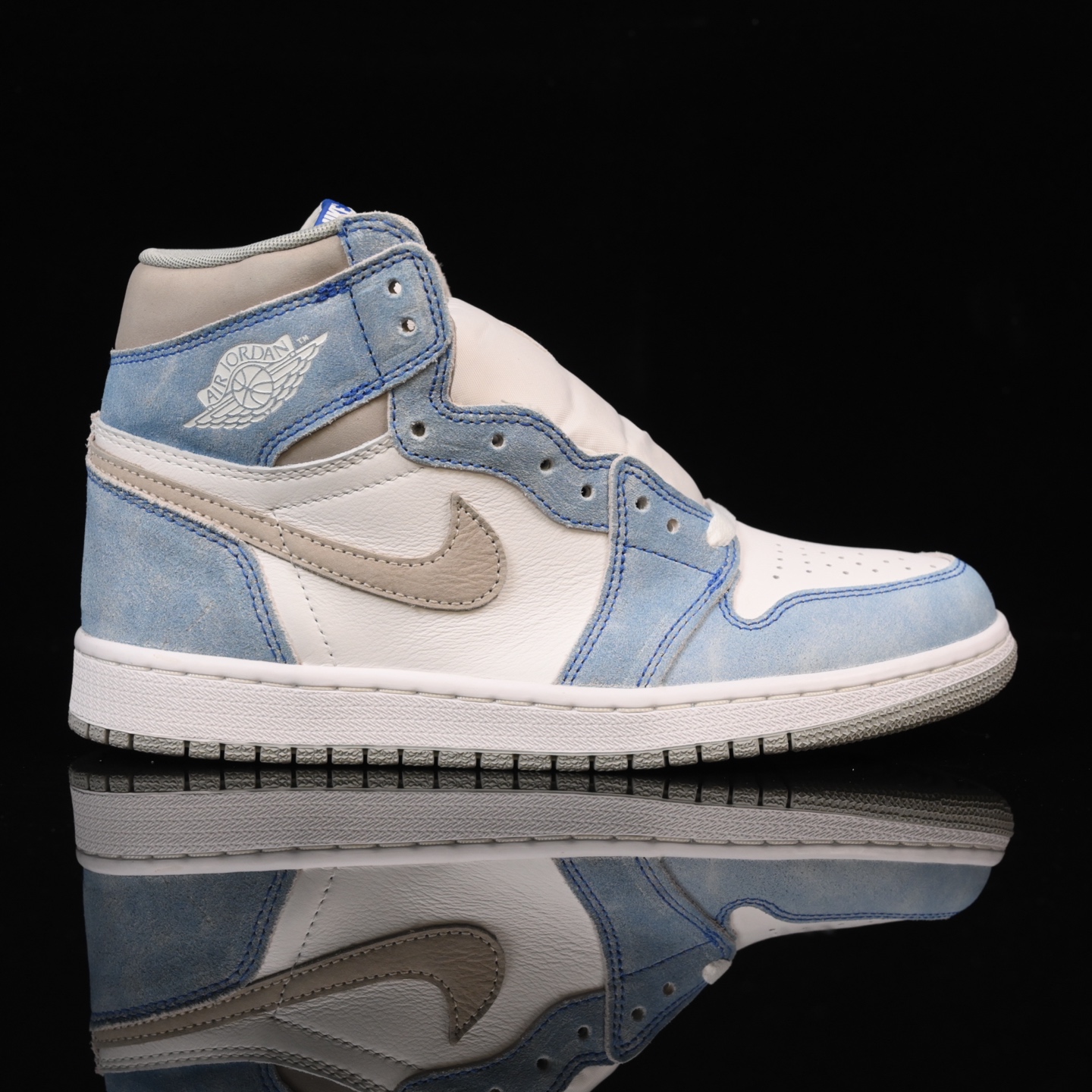 📢版本福利🔻特价 再一次大降价 最后倔强 Air Jordan 1 水洗蓝🔻实拍图 很多市场仅有的款式卖