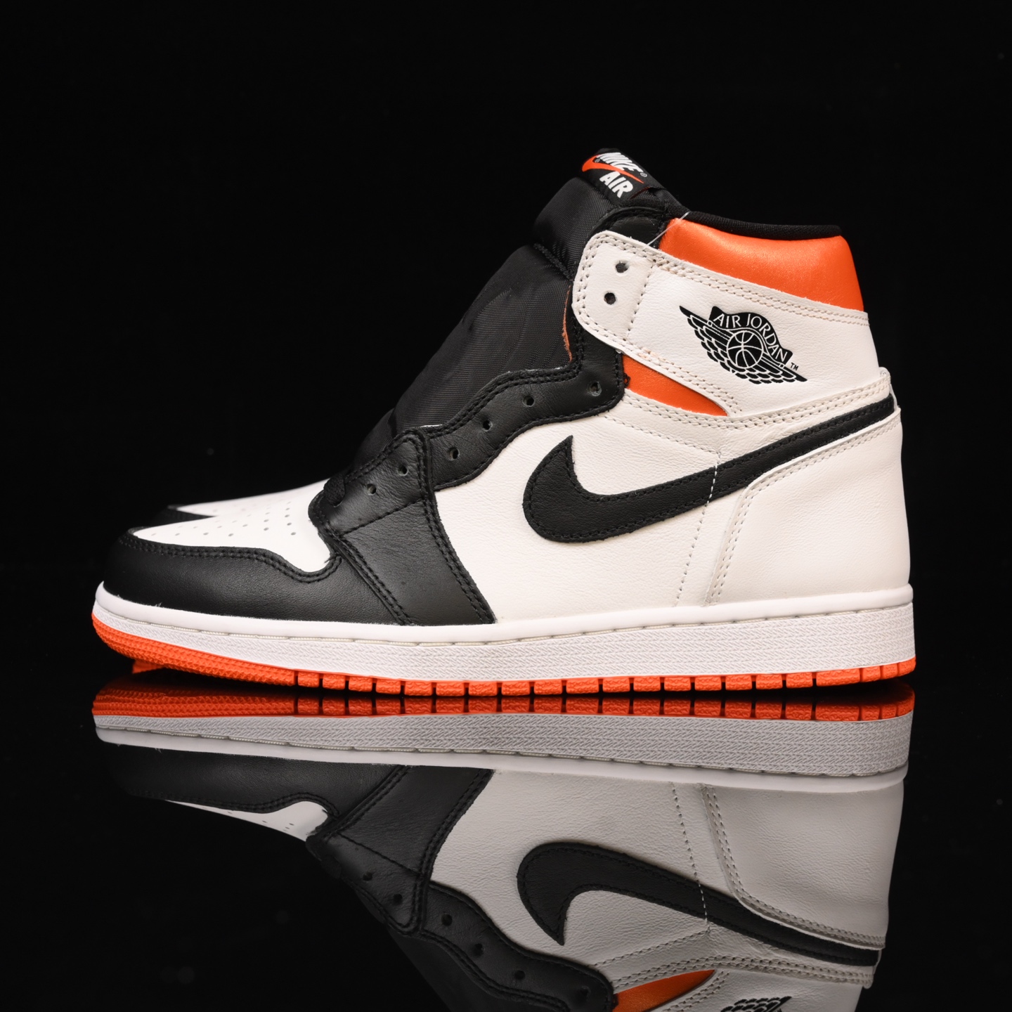 📢版本福利🔻特价 再一次大降价 最后倔强 Air Jordan 1 扣碎4.0🔻实拍图 很多市场仅有的款