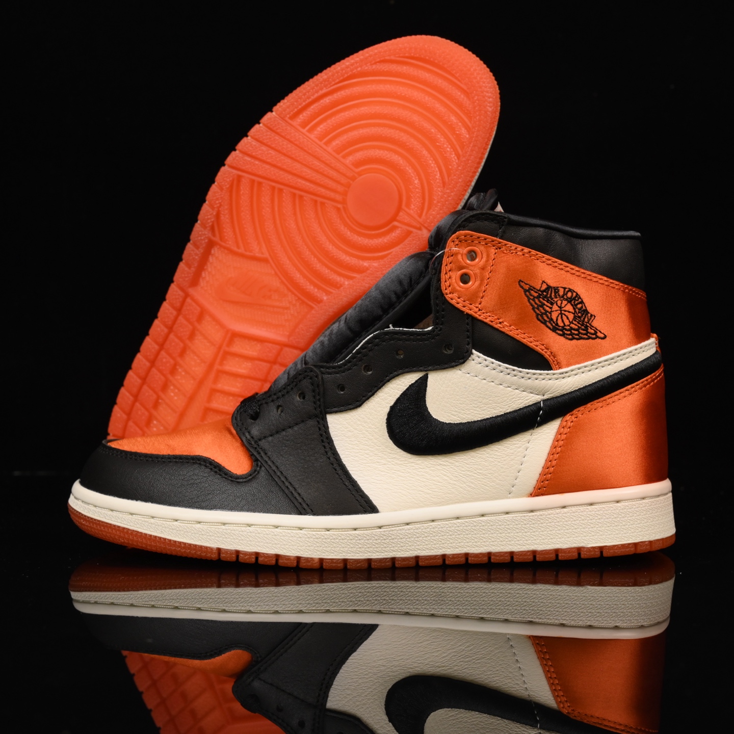 📢版本福利🔻特价 再一次大降价 最后倔强 Air Jordan 1 丝绸扣碎🔻实拍图 很多市场仅有的款式