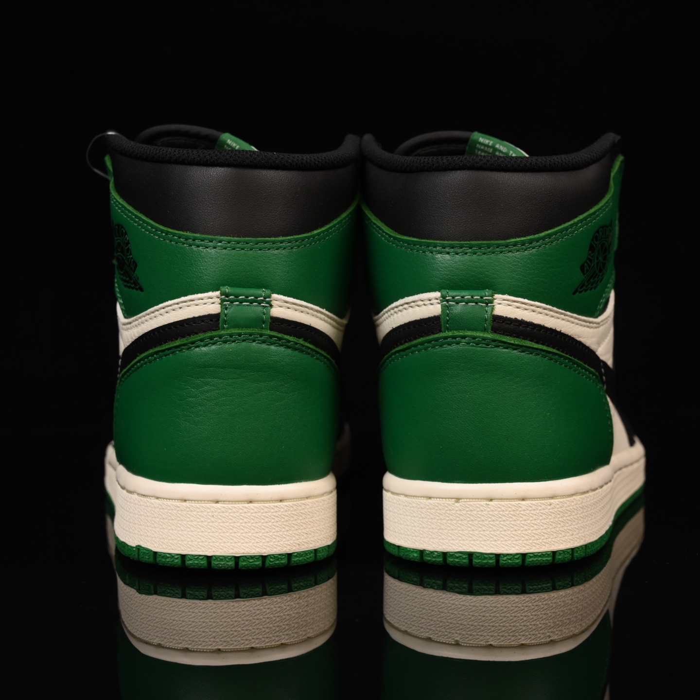 📢版本福利🔻特价 再一次大降价 最后倔强 Air Jordan 1 白绿🔻实拍图 很多市场仅有的款式卖了