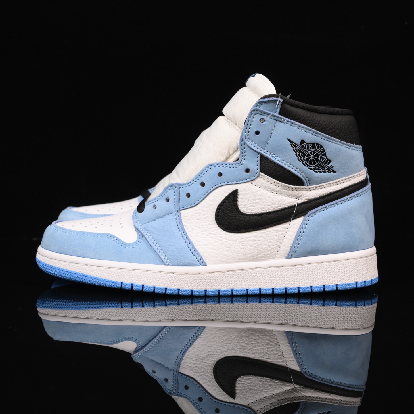 📢版本福利🔻特价 再一次大降价 最后倔强 Air Jordan 1 大学蓝🔻实拍图 很多市场仅有的款式卖