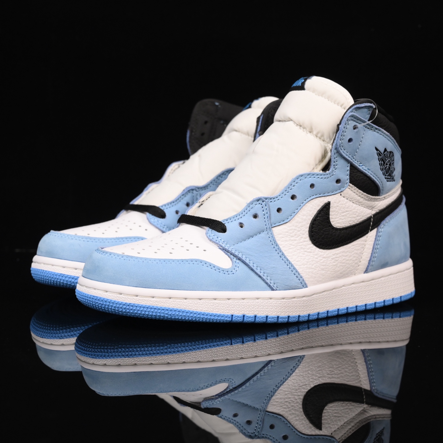 📢版本福利🔻特价 再一次大降价 最后倔强 Air Jordan 1 大学蓝🔻实拍图 很多市场仅有的款式卖