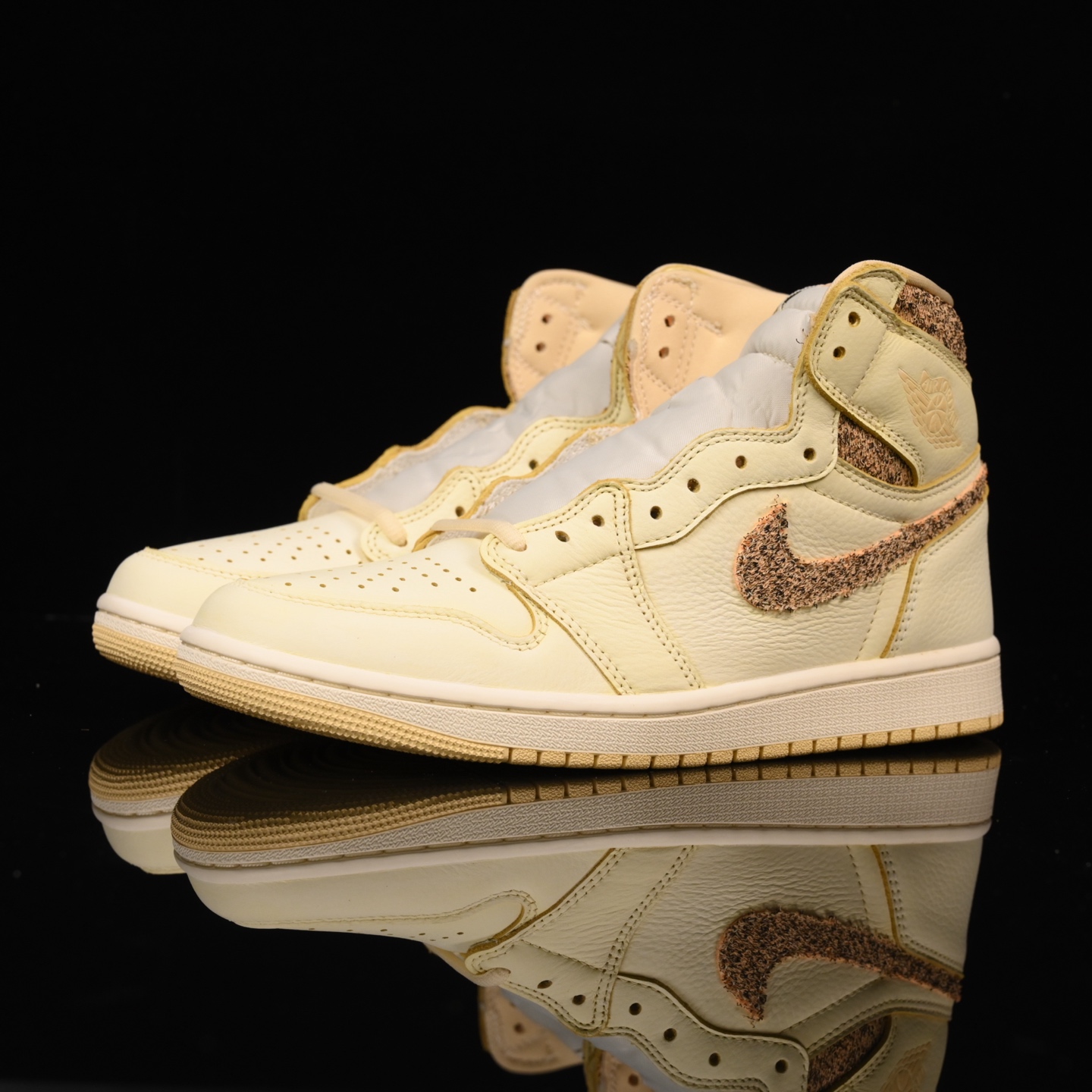 📢版本福利🔻特价 再一次大降价 最后倔强 Air Jordan 1 米白🔻实拍图 很多市场仅有的款式卖了