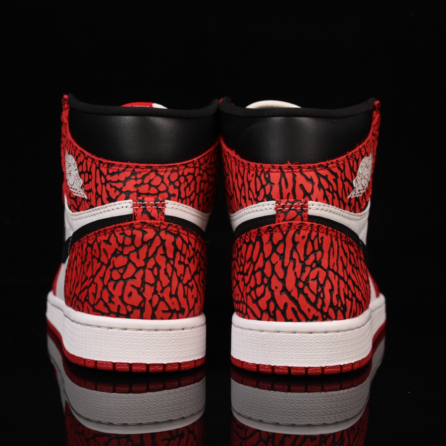 📢版本福利🔻特价 再一次大降价 最后倔强 Air Jordan 1 白红树纹🔻实拍图 很多市场仅有的款式