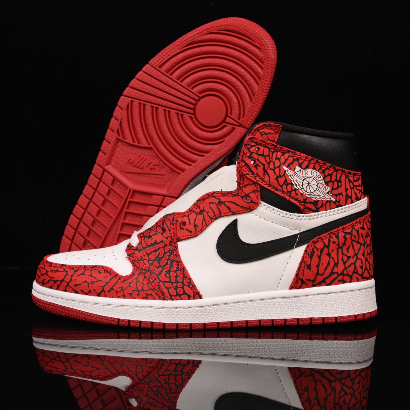 📢版本福利🔻特价 再一次大降价 最后倔强 Air Jordan 1 白红树纹🔻实拍图 很多市场仅有的款式