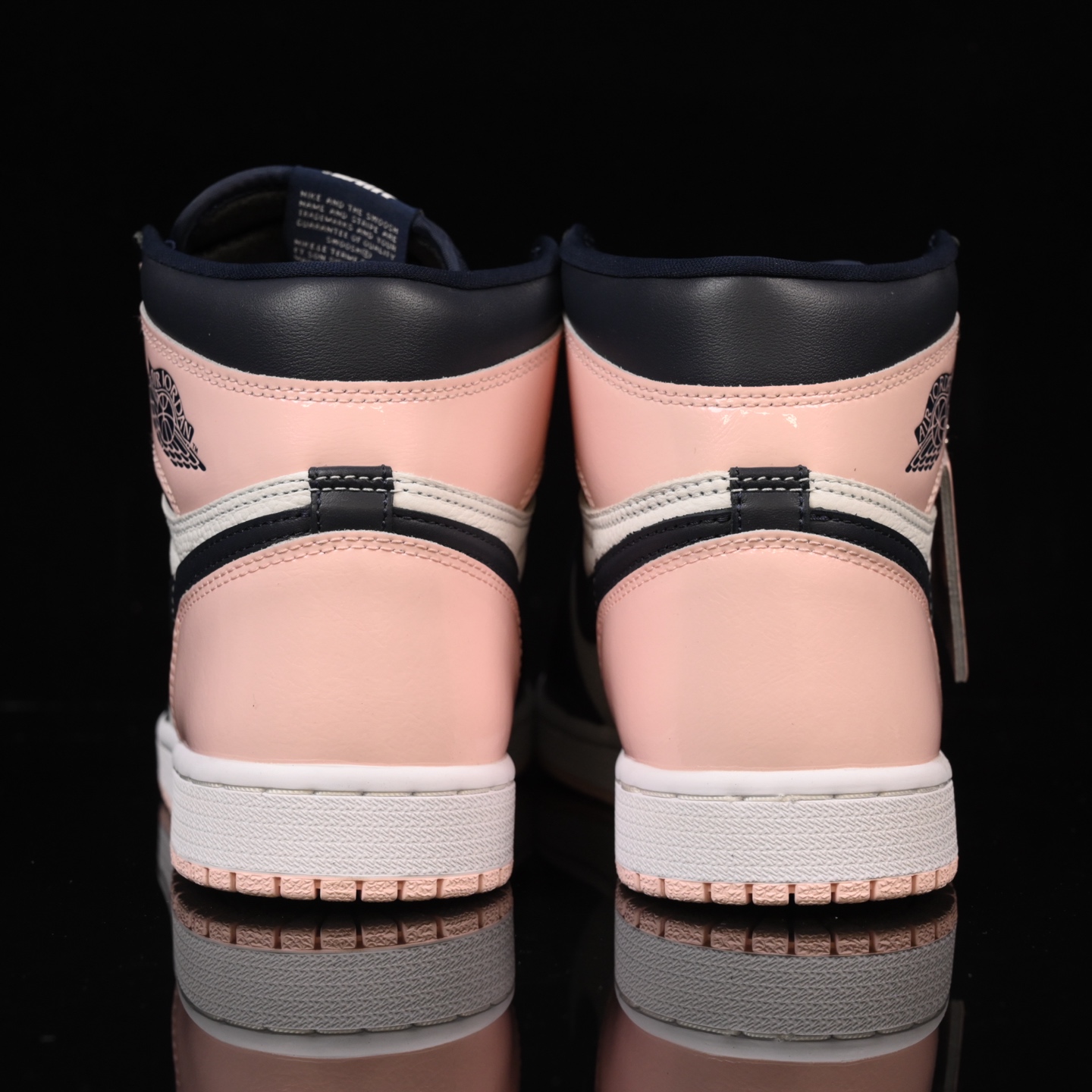 📢版本福利🔻特价 再一次大降价 最后倔强 Air Jordan 1 漆皮黑粉🔻实拍图 很多市场仅有的款式