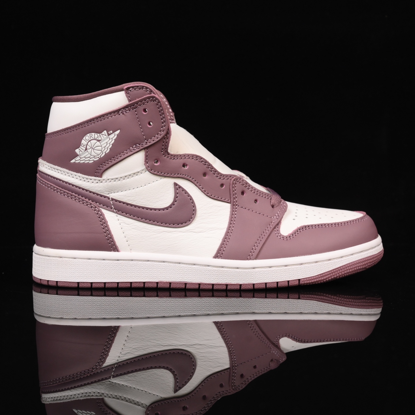 📢版本福利🔻特价 再一次大降价 最后倔强 Air Jordan 1 白粉紫🔻实拍图 很多市场仅有的款式卖