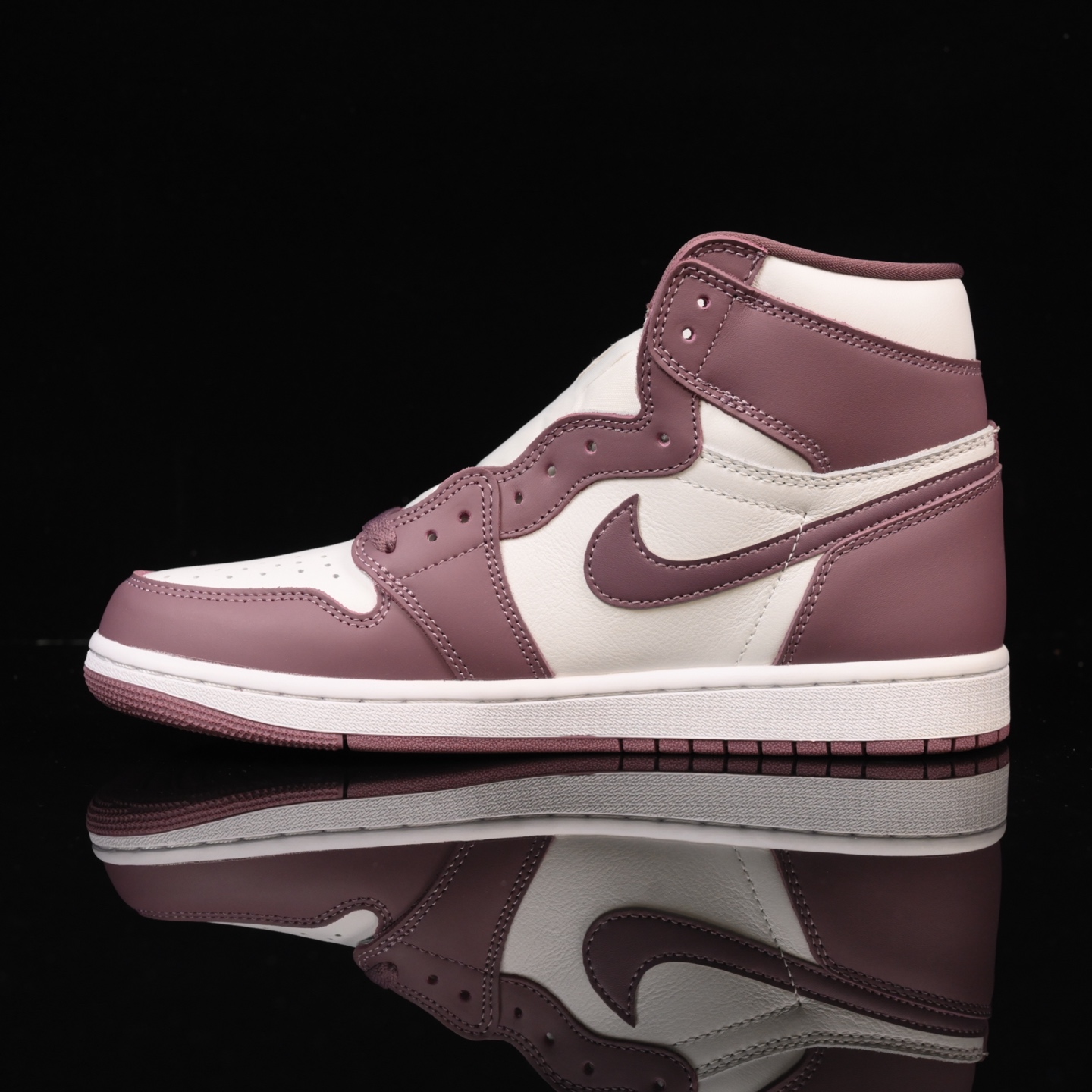 📢版本福利🔻特价 再一次大降价 最后倔强 Air Jordan 1 白粉紫🔻实拍图 很多市场仅有的款式卖