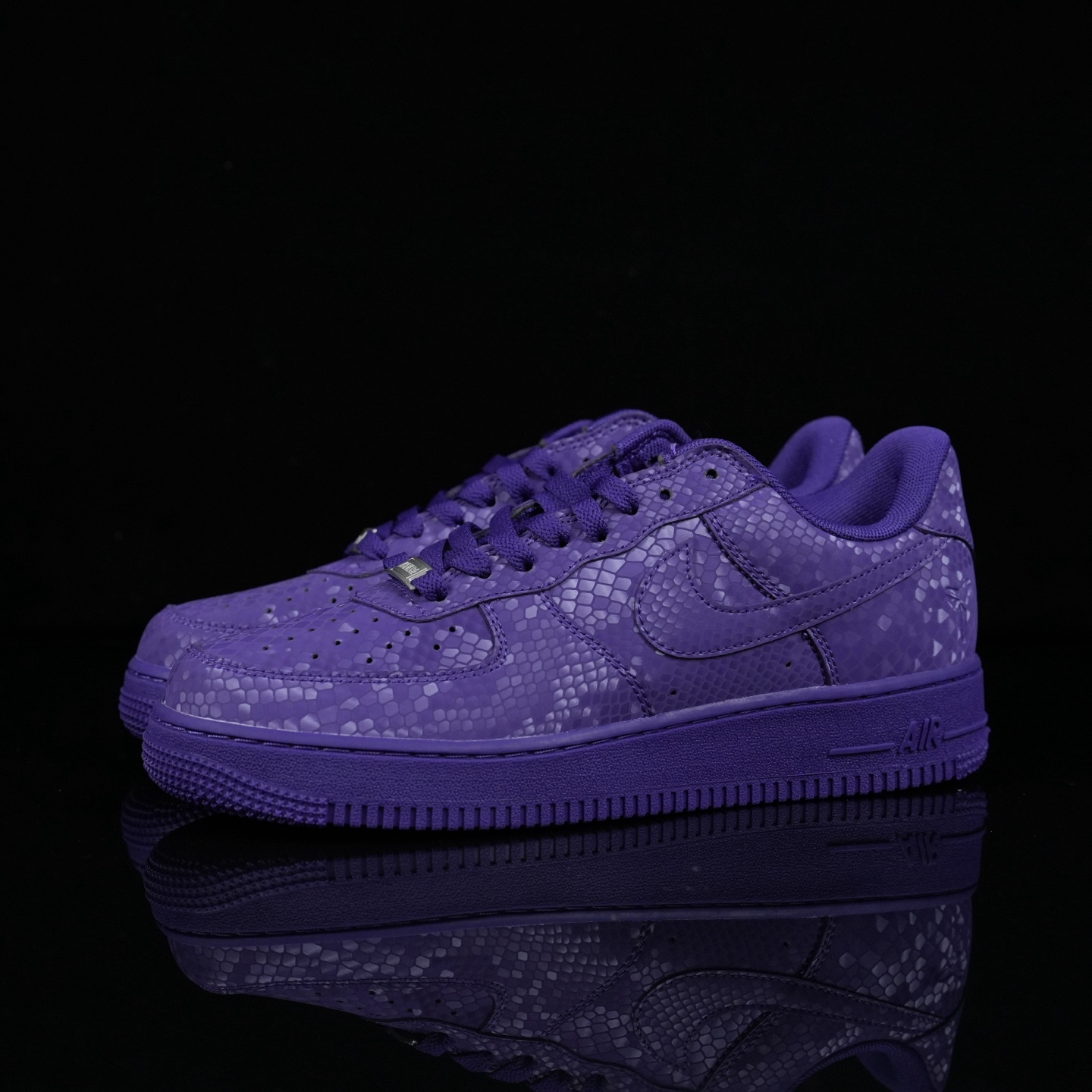 福利特价外贸版本 助力双十一🔥福利新增款式科比空军紫 实拍 全码开仓 36-47.5编码：H1L082K