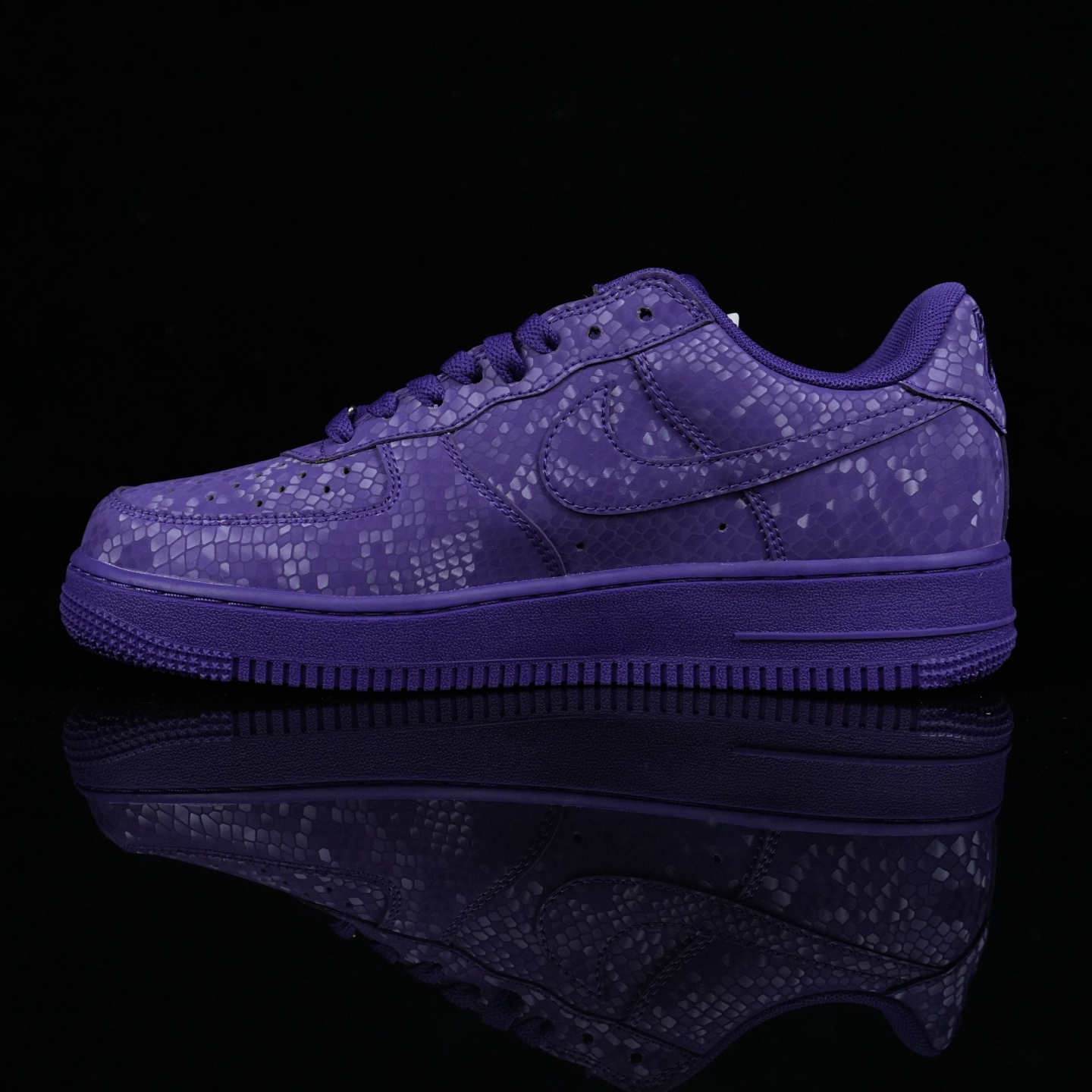 福利特价外贸版本 助力双十一🔥福利新增款式科比空军紫 实拍 全码开仓 36-47.5编码：H1L082K