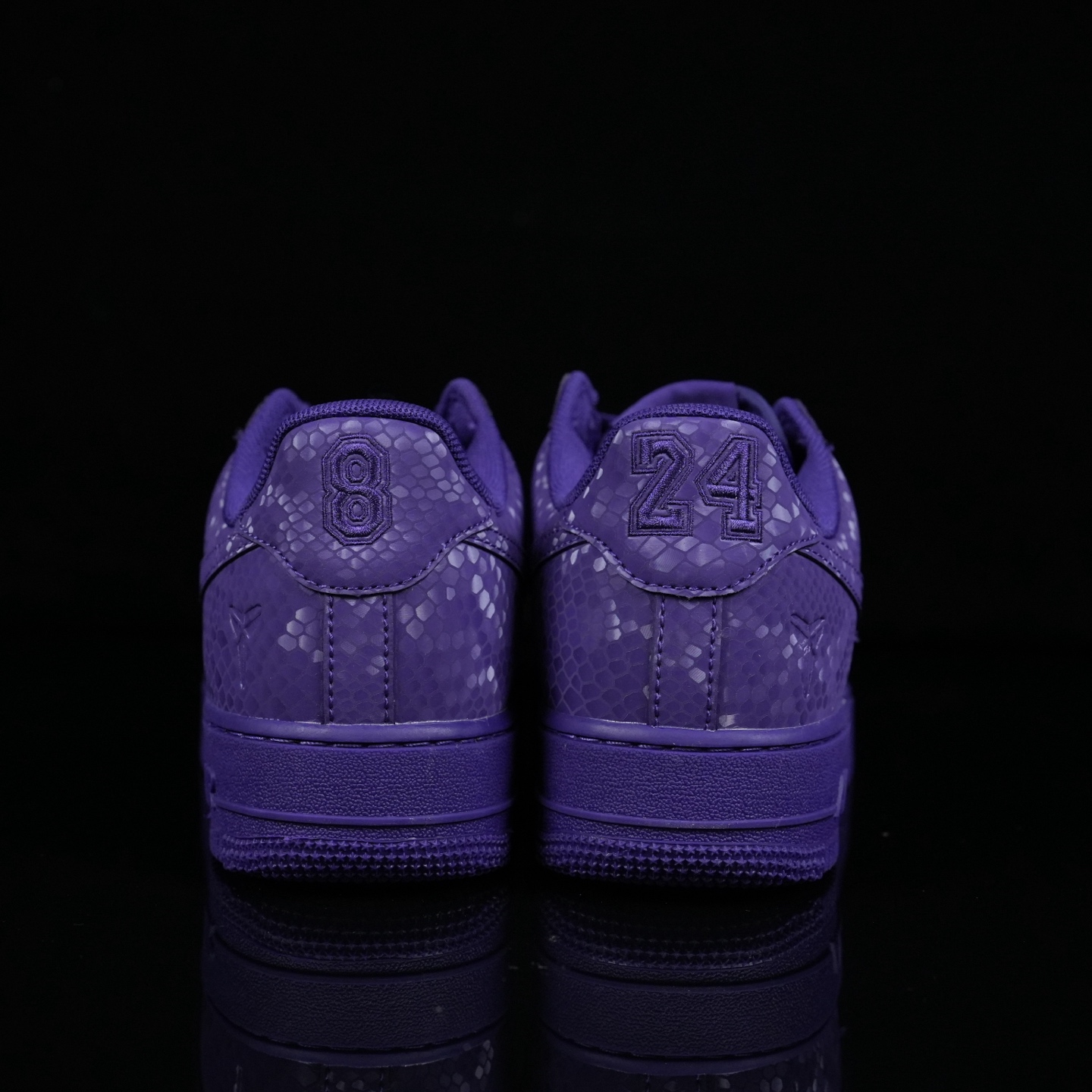 福利特价外贸版本 助力双十一🔥福利新增款式科比空军紫 实拍 全码开仓 36-47.5编码：H1L082K